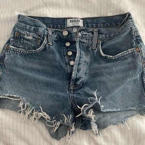 AGOLDE medium wash jean shorts